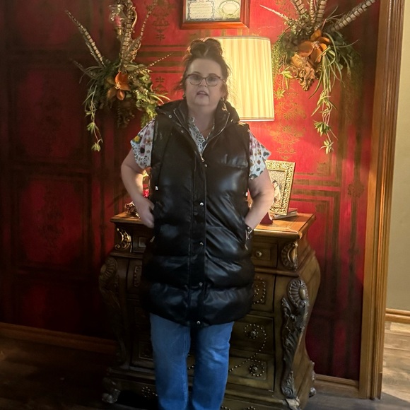 Ces Femme Black Puffer Long Vest Coat - Picture 3 of 5